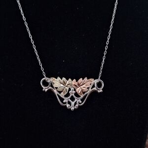 Landstroms Black Hills Gold Sterling Silver & 10k Leaf Pendant Necklace 18” VTG